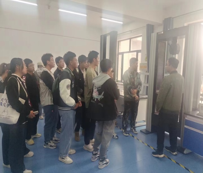 说明: b0056c6b44db85483fed880a6877d5c